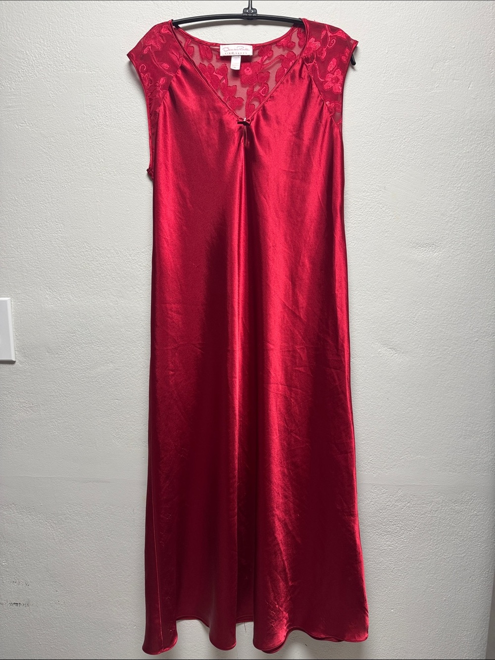Oscar de la Renta Red Satin Slip with Lace Yoke